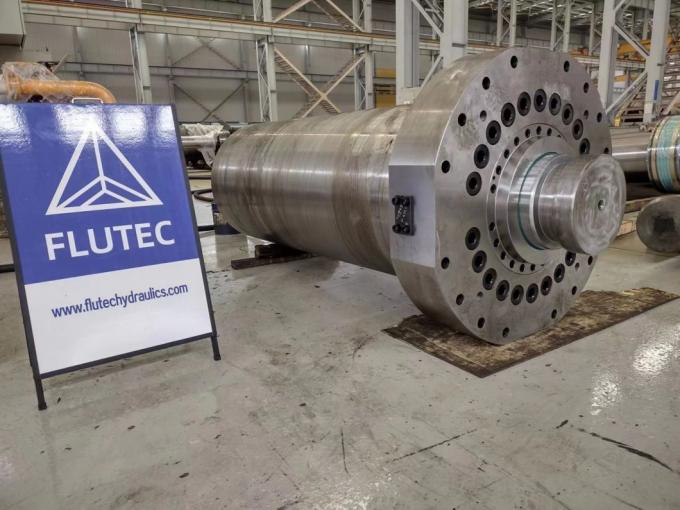 1500 ton Large Bore Hydraulic Cylinder Custom Untuk Excavator Berat 0